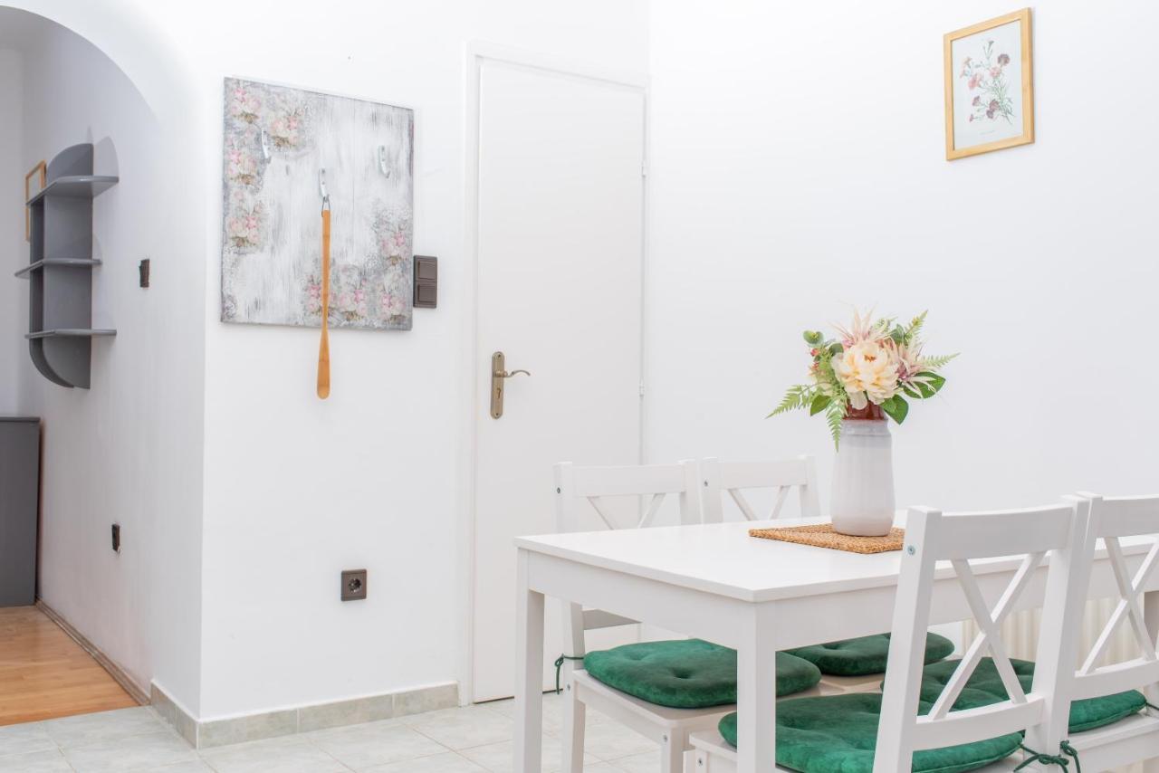 Park Apartman Héviz Zewnętrze zdjęcie