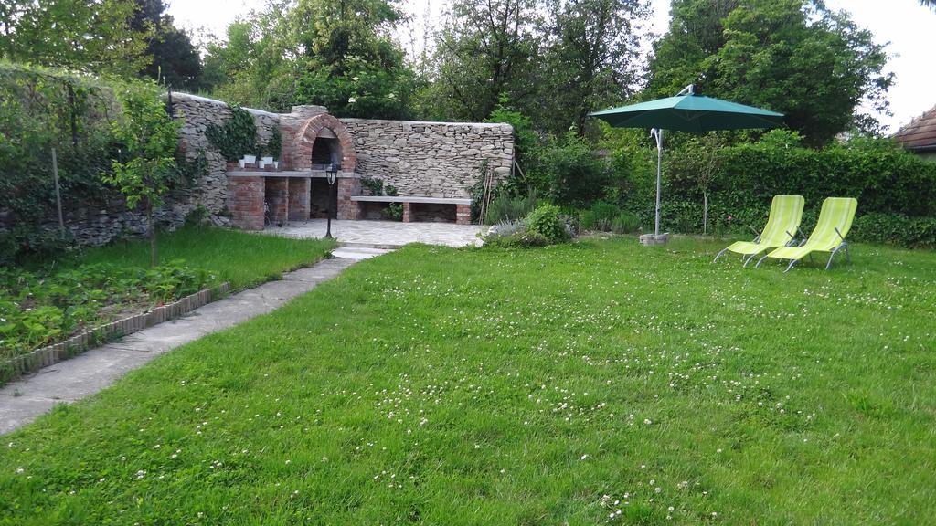 Park Apartman Héviz Zewnętrze zdjęcie