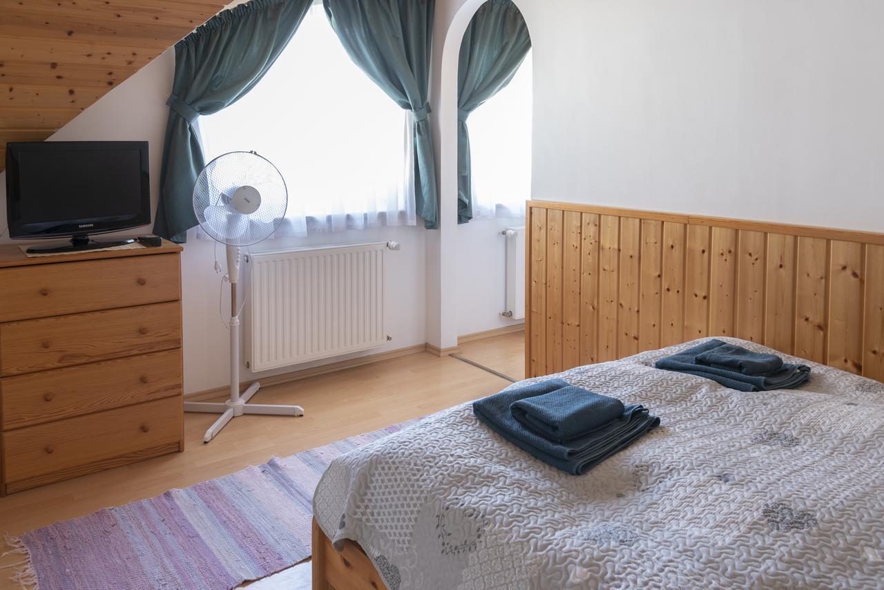 Park Apartman Héviz Zewnętrze zdjęcie